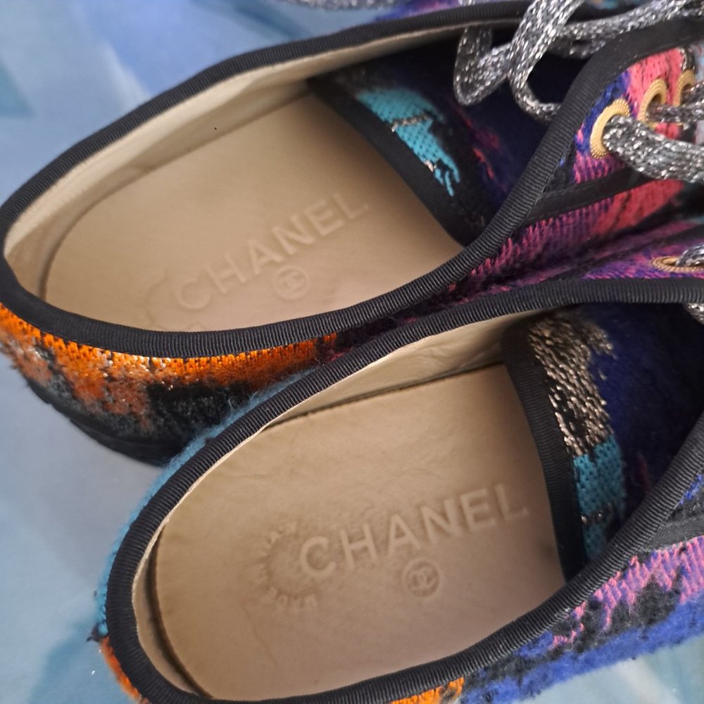CHANEL Multicolor Tweed Low Top Sneakers Size 40 - Picture 5 of 6